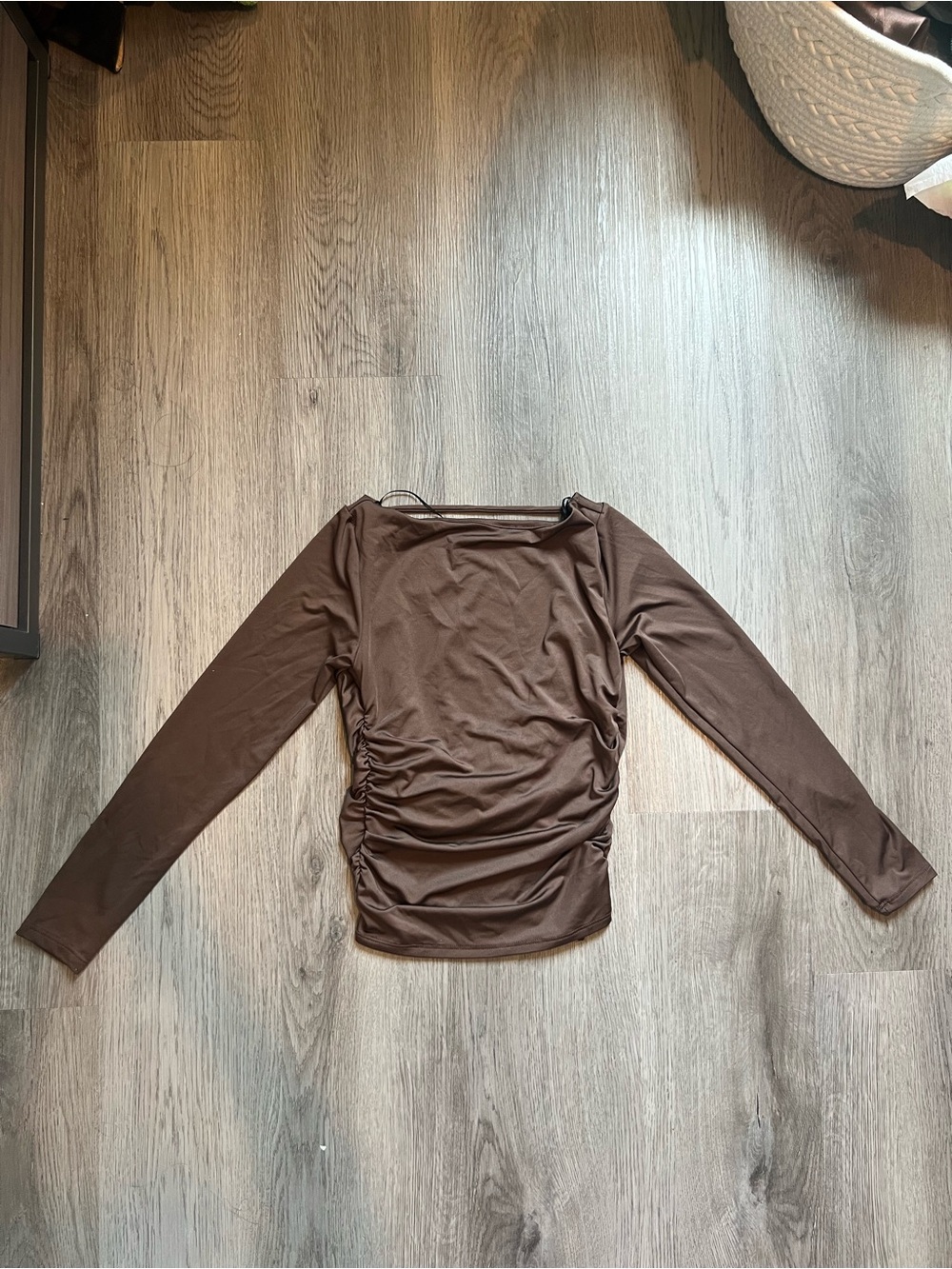 gaze Brown Long Sleeve Ruched Side Top